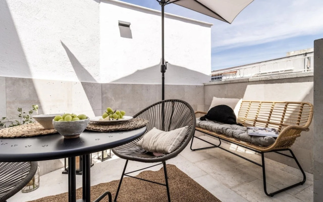 Lustar - 2 Bedrooms and Terrace in Chueca