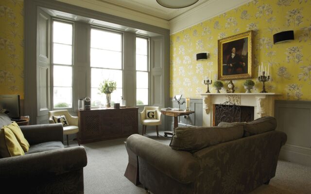 Georgian House Hotel