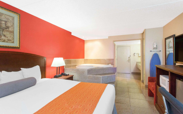 Howard Johnson Inn Suffern