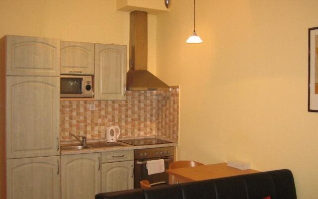 Astra Apartments