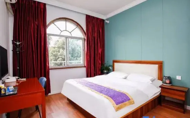 Konggang Civil Aviation Garden Hotel (Chengdu Airport)