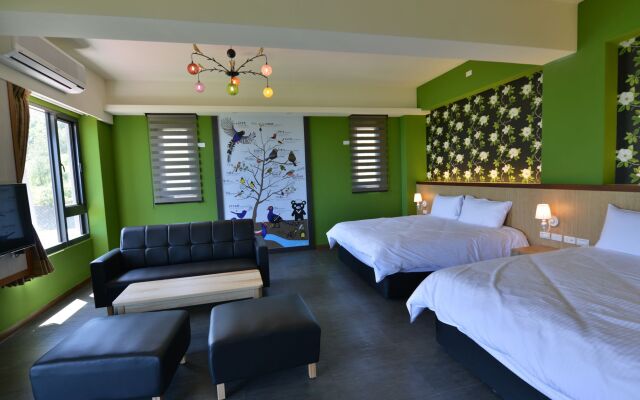White Spray B&B