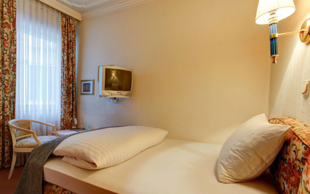 Centro Hotel Arde Koln, Trademark Collection by Wyndham