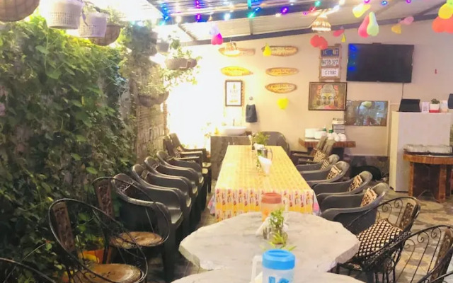 Paradise Inn by HBR