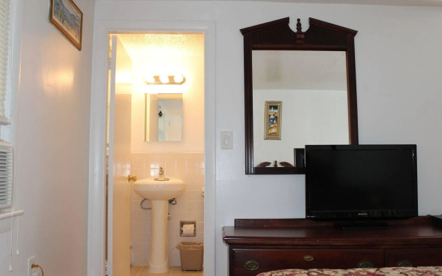 Dennis Port Surf Club (Boutique Hotel)