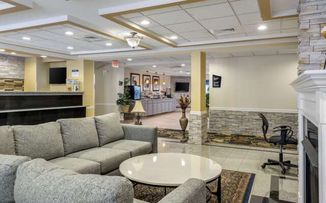 Best Western Plus New England Inn & Suites