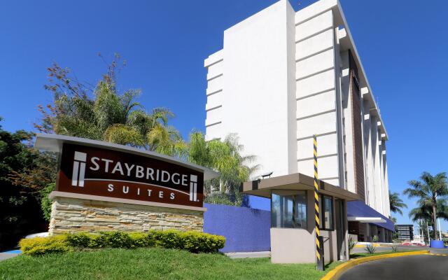 Staybridge Suites Guadalajara Expo by IHG