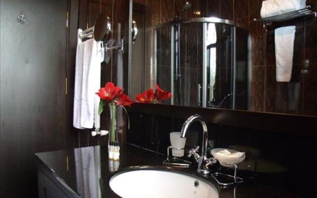 Solomoni 1805 Hotel