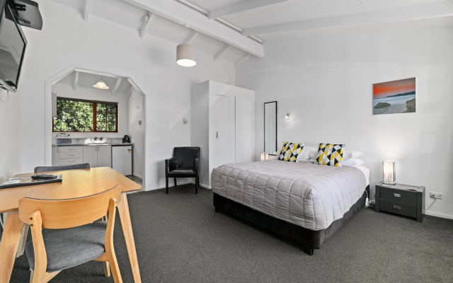 Colonial Lodge Motel – Guest Rooms – Oamaru