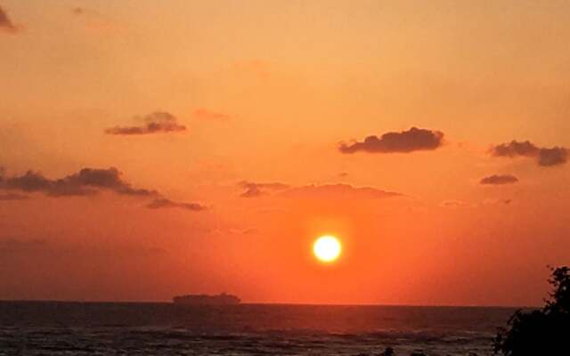 Beachside House Sea of Toya Yomitan Okinawa