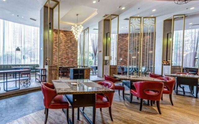 Zhuhai Dionysus Hotel