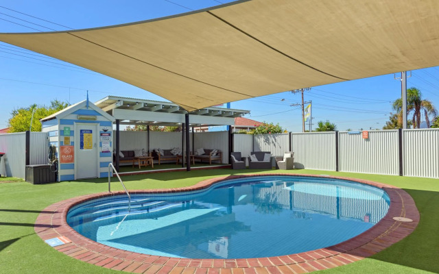 Discovery Parks - Adelaide Beachfront