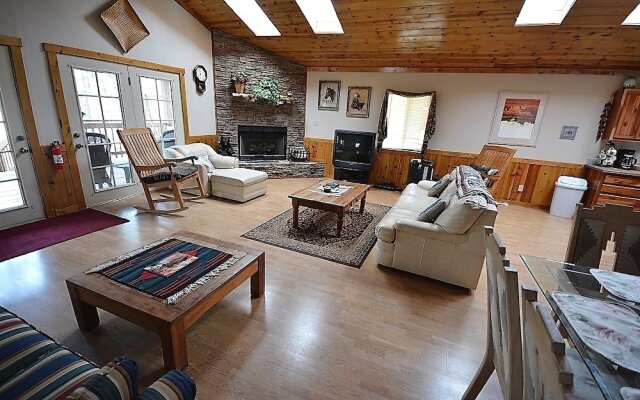 Jennings - Three Bedroom Cabin