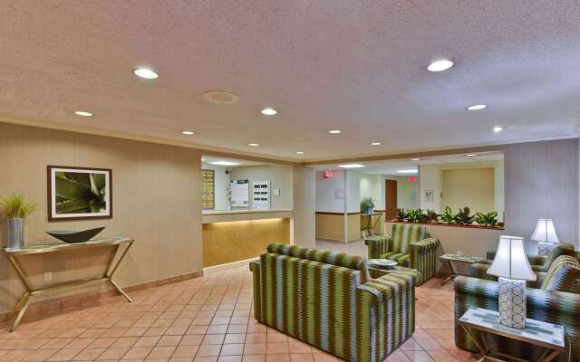 La Quinta Inn & Suites by Wyndham Lakeland East