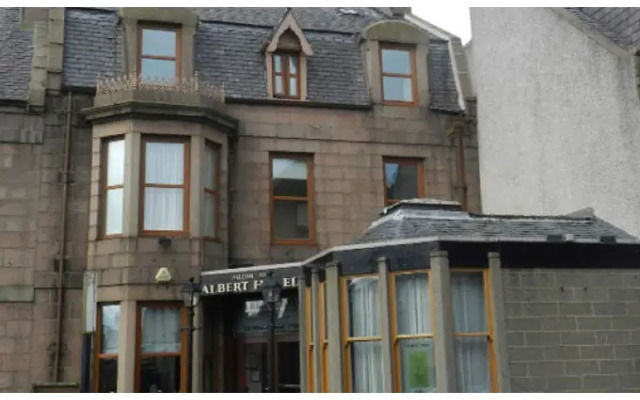 Albert Hotel