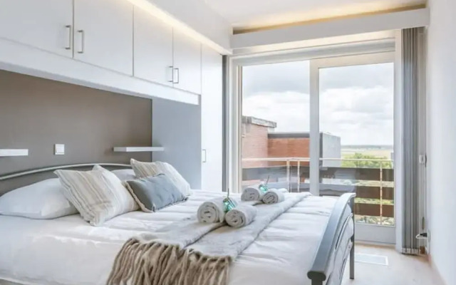 Apartment With Stunning sea View in Middelkerke