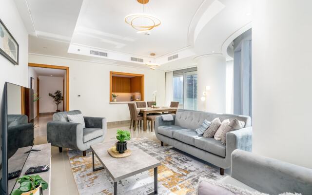 Whitesage - Modern and Unique Apartment with Fountain Views