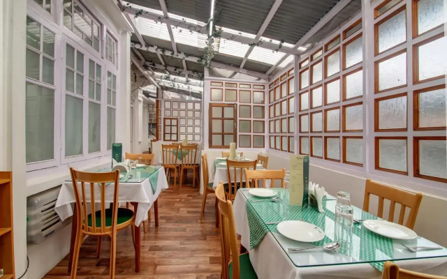 Muscatel Spring Burn - 100 Mts from Mall Road