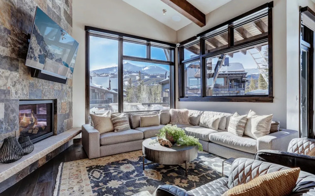 Wintours Leap 4 Bedroom Townhouse by RedAwning