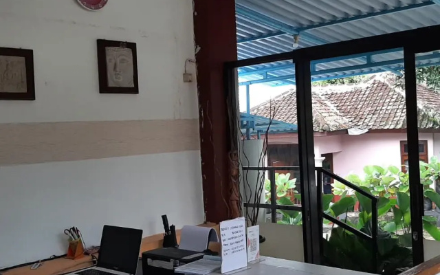 RedDoorz @ Hotel Pakem Sari Kaliurang