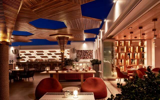 Myconian Naia - Preferred Hotels & Resorts