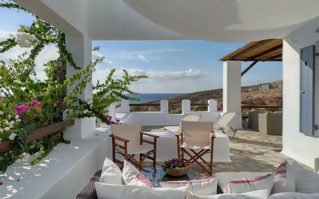 Seaside Villa Costal Vibes Walk to Beach