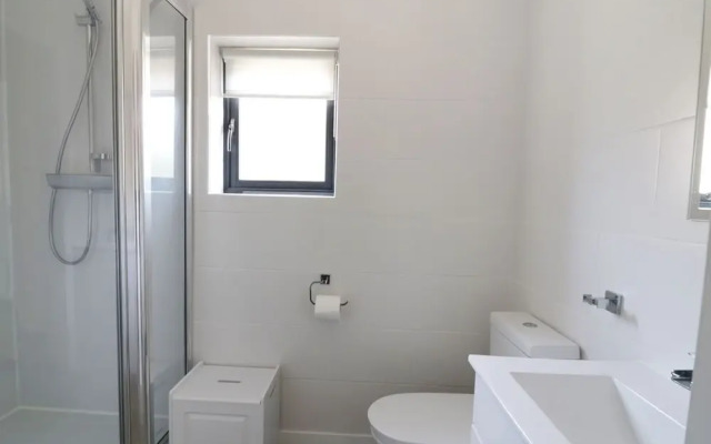 Whitehands Farm Barn