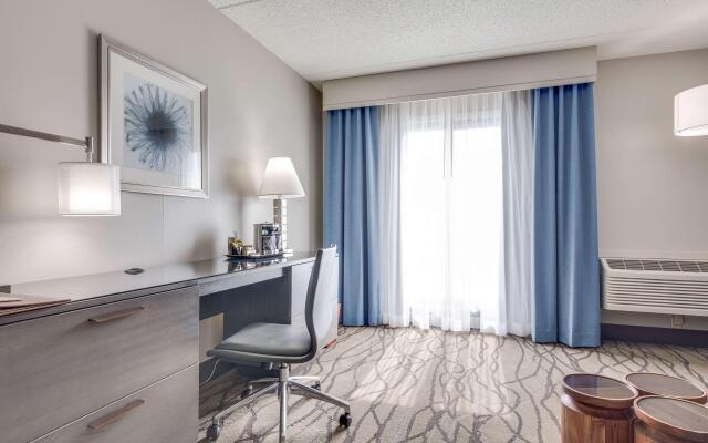 Doubletree by Hilton Hotel Racine Harbourwalk