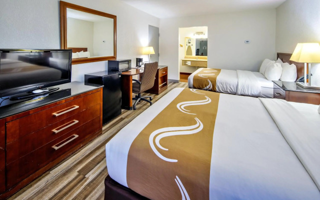 Quality Inn & Suites Lake Havasu City