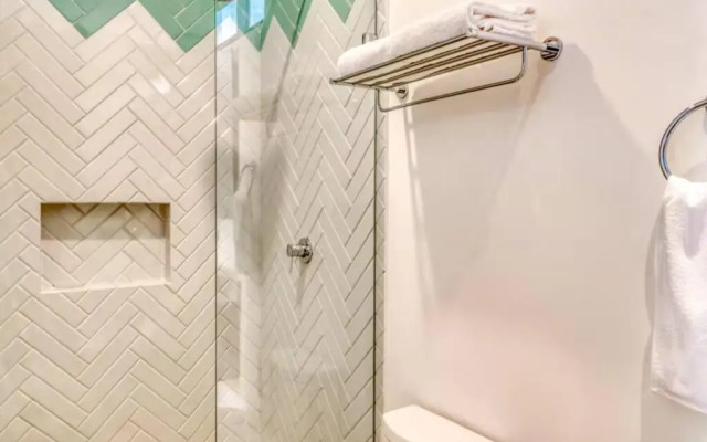 301 Amena Spacious Penthouse private Pools and View