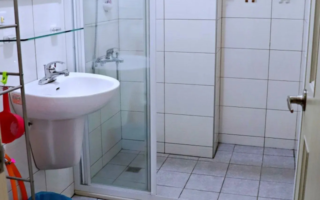 Chuan Men Tzu B&B