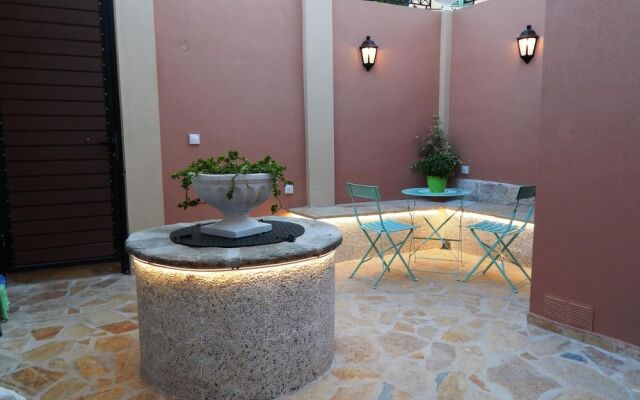 Sole Apartments - Near Corfu Port