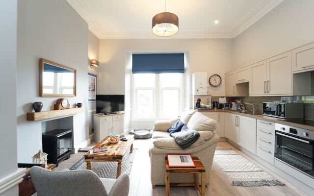Beautiful 2-bed Apartment in Weston-super-mare