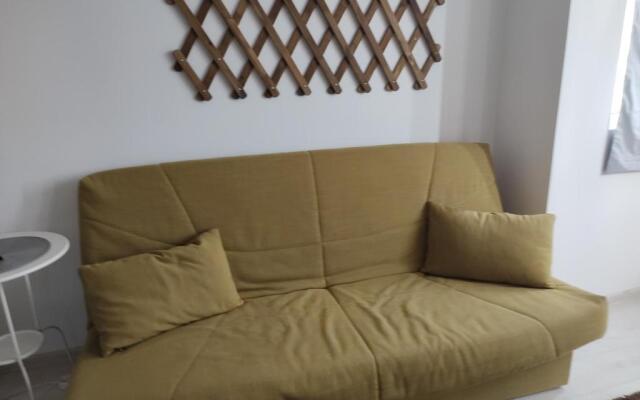 comfy condo Otopeni