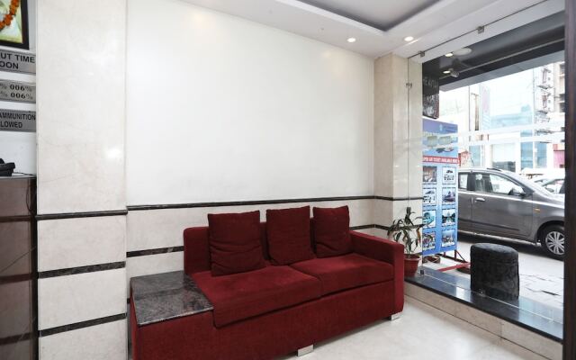 OYO 14687 Hotel Avtar
