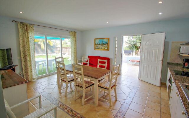 Gema - Pretty Holiday Home in Calpe