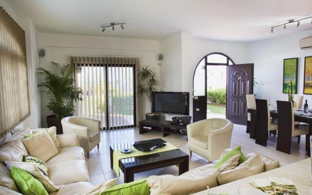 Konnos Beach Villa 1