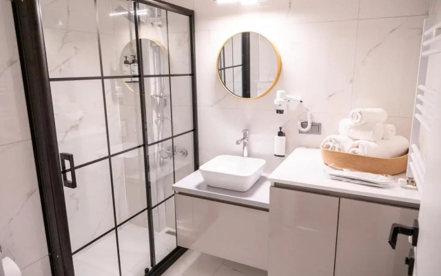 Bl Karakum Suites