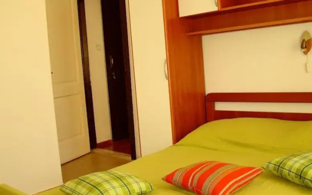 Old Town Petrova Accommodation
