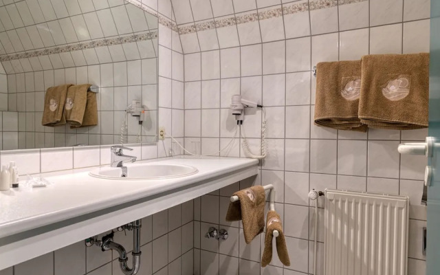 HOTEL alter Landsitz