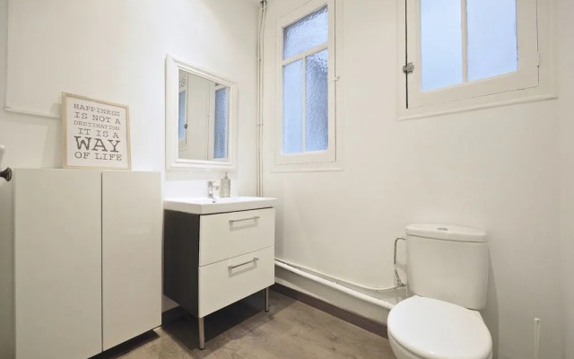 The White Flats Eixample