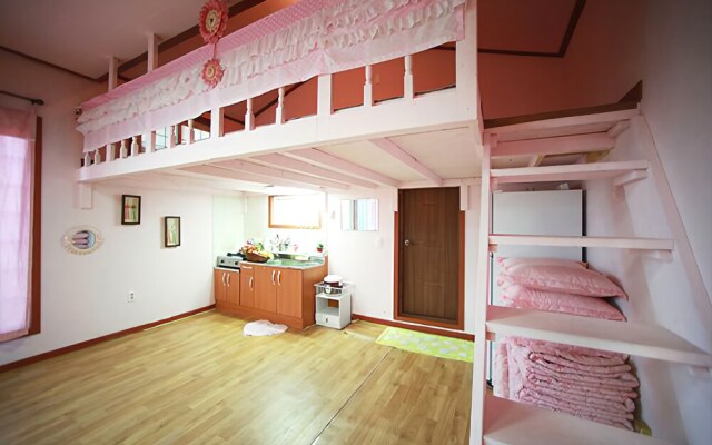 Taean Come & Play Pension