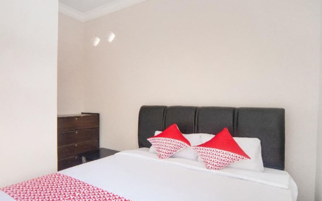 OYO 2256 Danysa Guesthouse