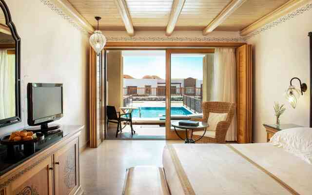 Mitsis Selection Blue Domes Hotel