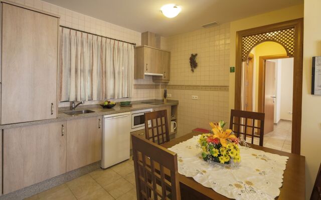 Apartamentos Turísticos Casa de La Borrega