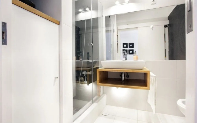 Prime Apartments White and Yellow