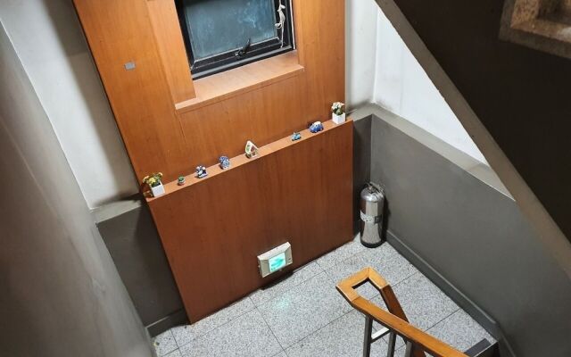 Dalgona Guesthouse