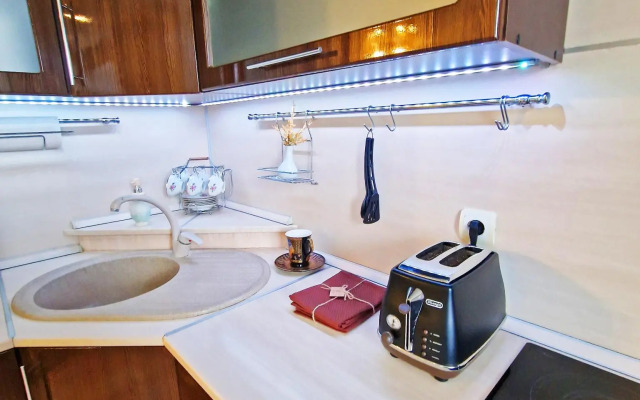 Апартаменты на бульваре Народный 104