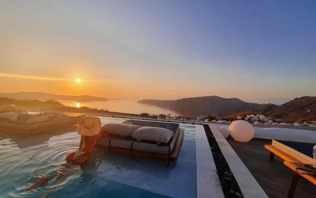 Amaze Suites