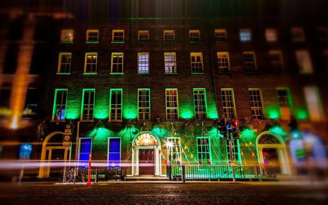 Jackson Court Hotel